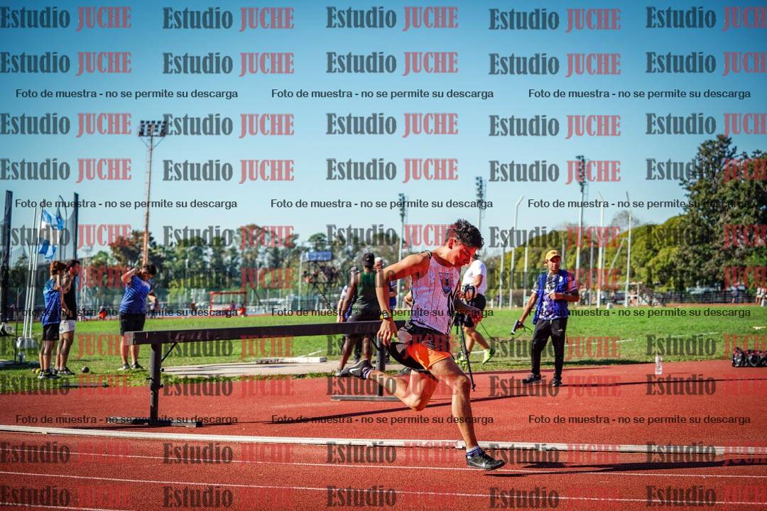 Fotos de los 400 m llanos de varones