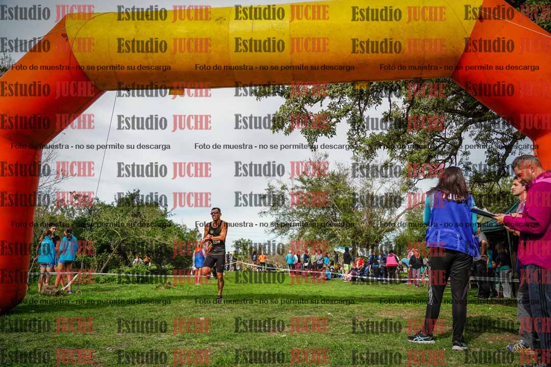 Fotos de la llegada del cross de 8000 m