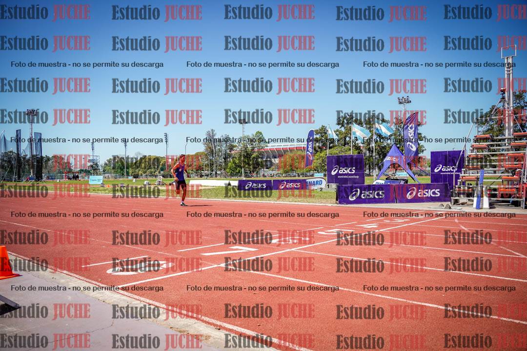 Fotos de los 400 m llanos de varones