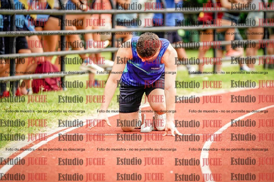 Fotos de los 400 m con vallas de varones