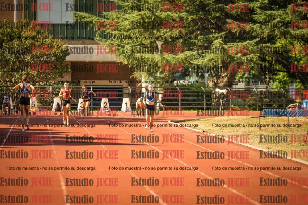 Fotos de los 100 m llanos de mujeres - FINAL U20
