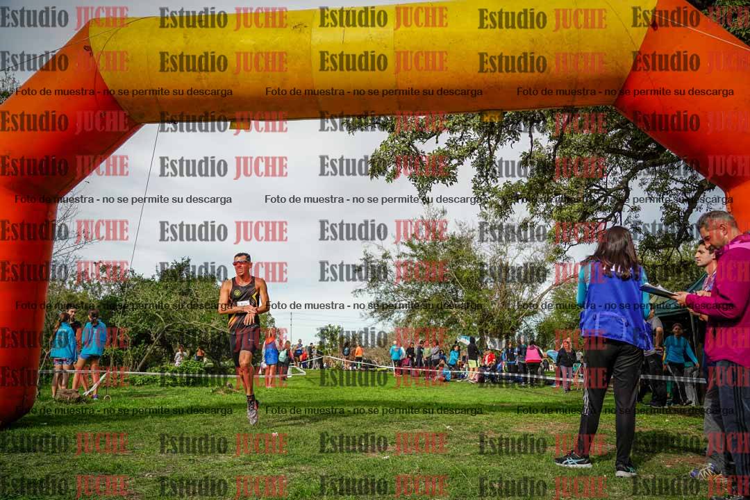Fotos de la llegada del cross de 8000 m