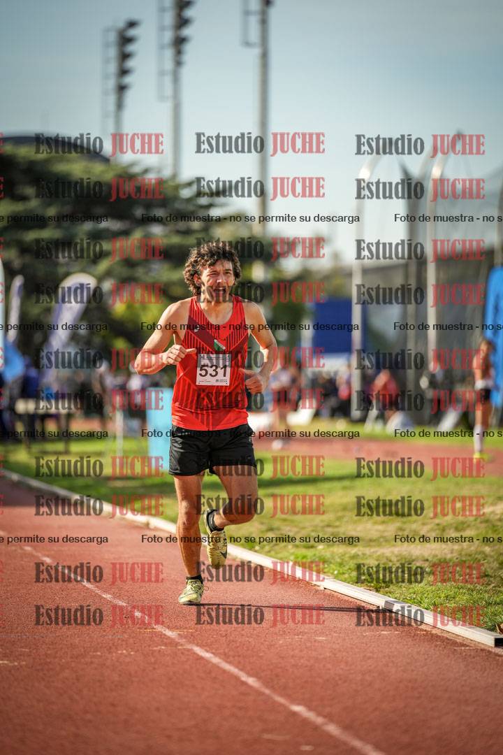 Fotos de los 1500 m de varones - decatlón 10