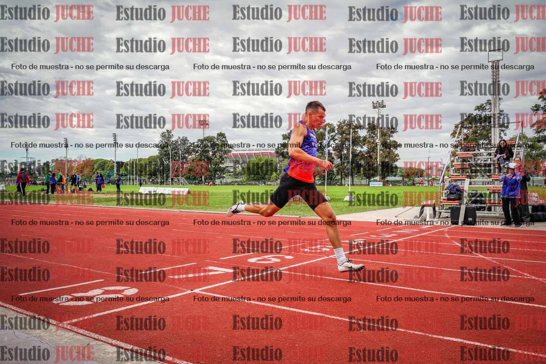 Fotos de los 400 m llanos de varones