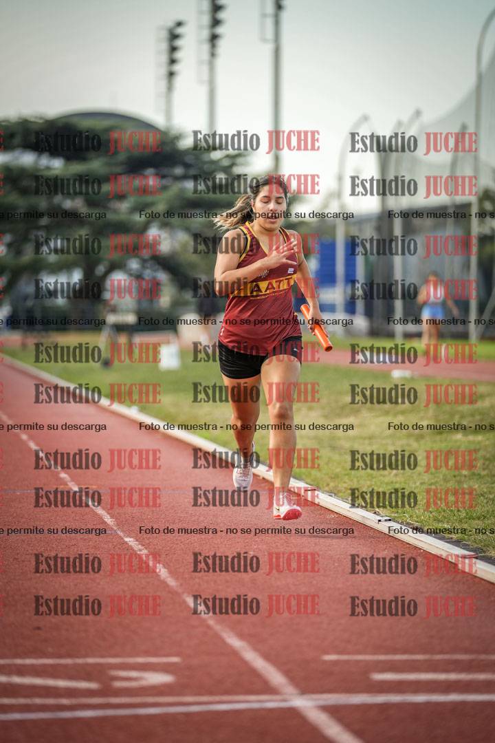 Fotos de las postas 4x400 m llanos de mujeres