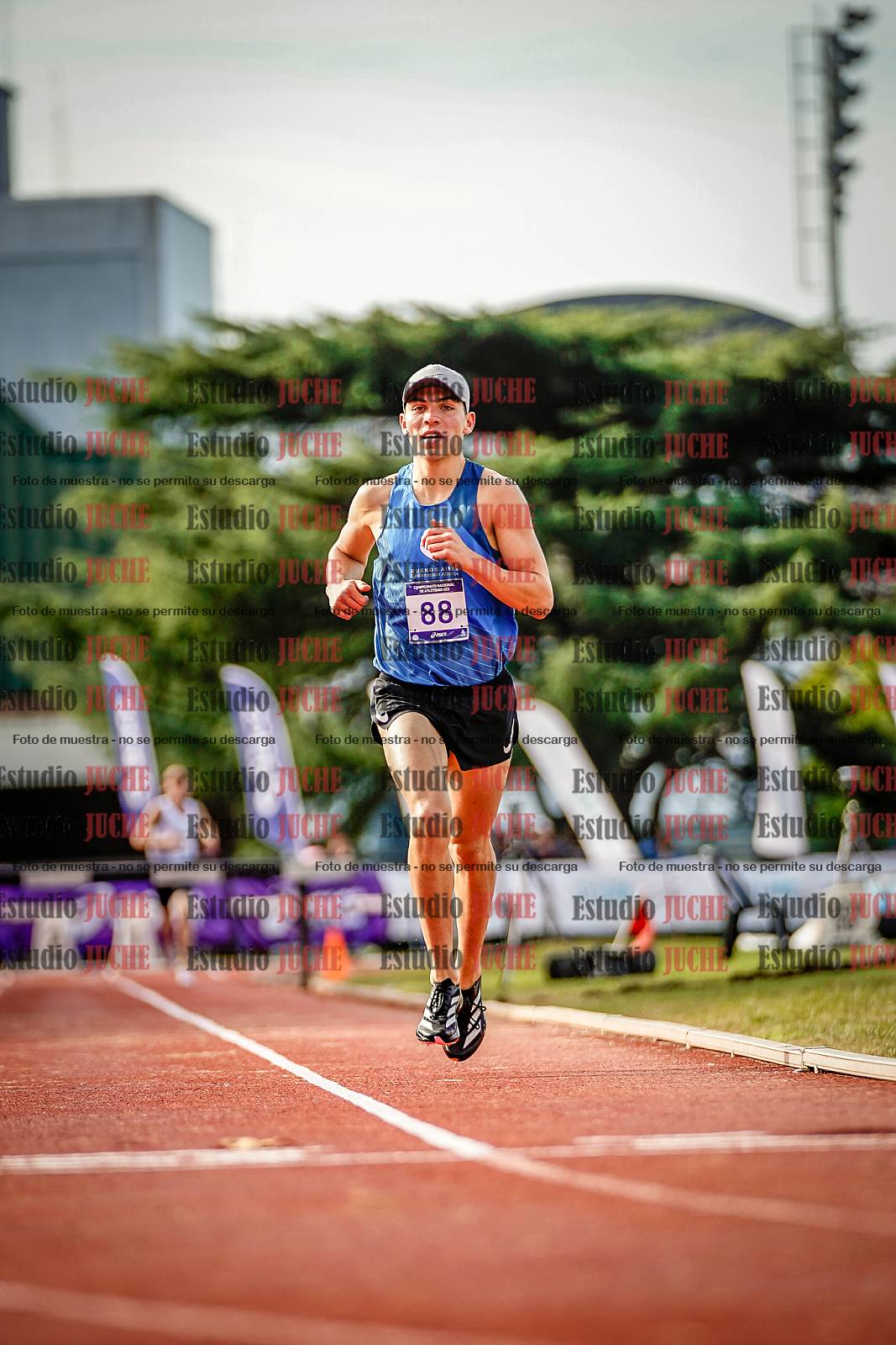 Fotos de los 3000 m con obstáculos de varones