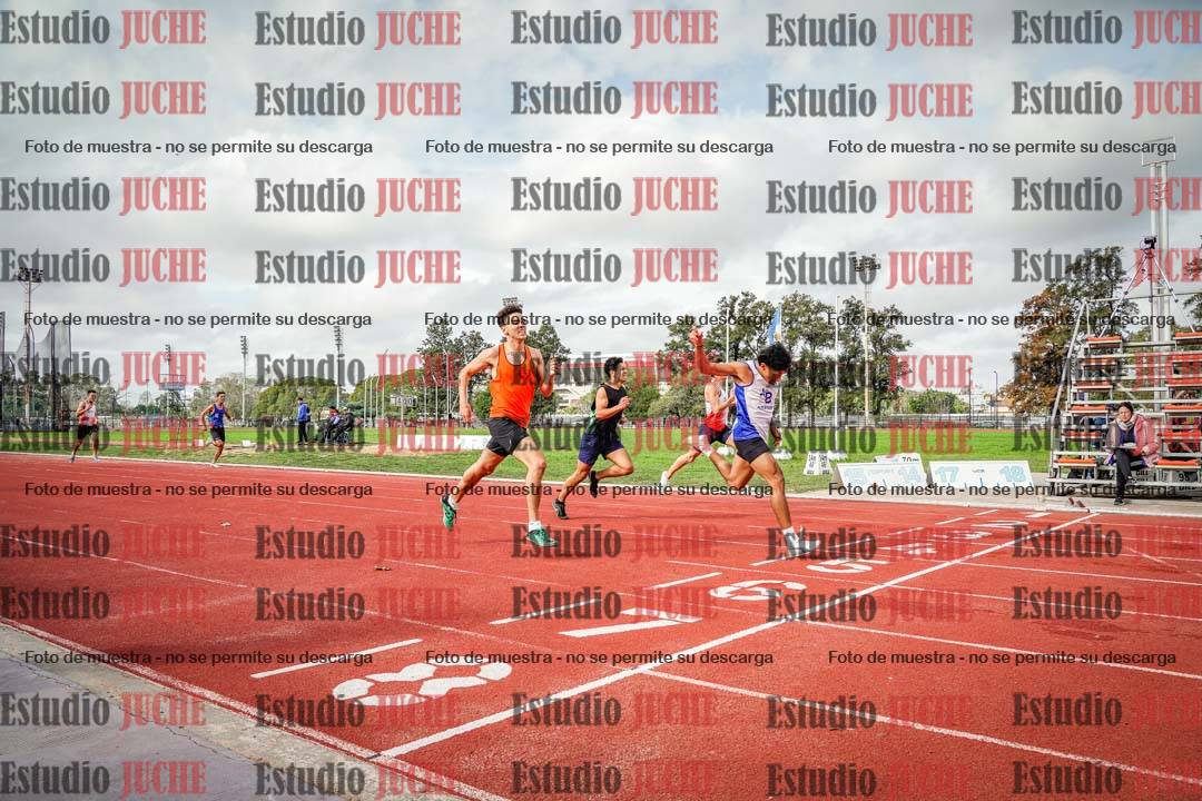 Fotos de los 400 m llanos de varones