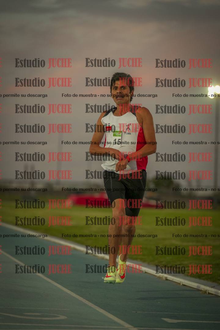 Fotos de los 3000 m llanos de varones
