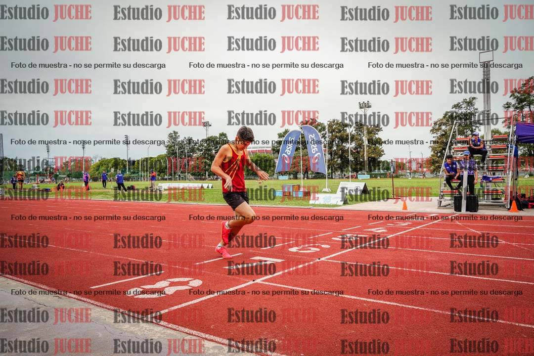 Fotos de los 400 m llanos de varones
