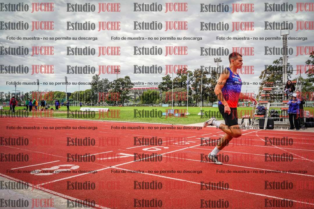 Fotos de los 400 m llanos de varones