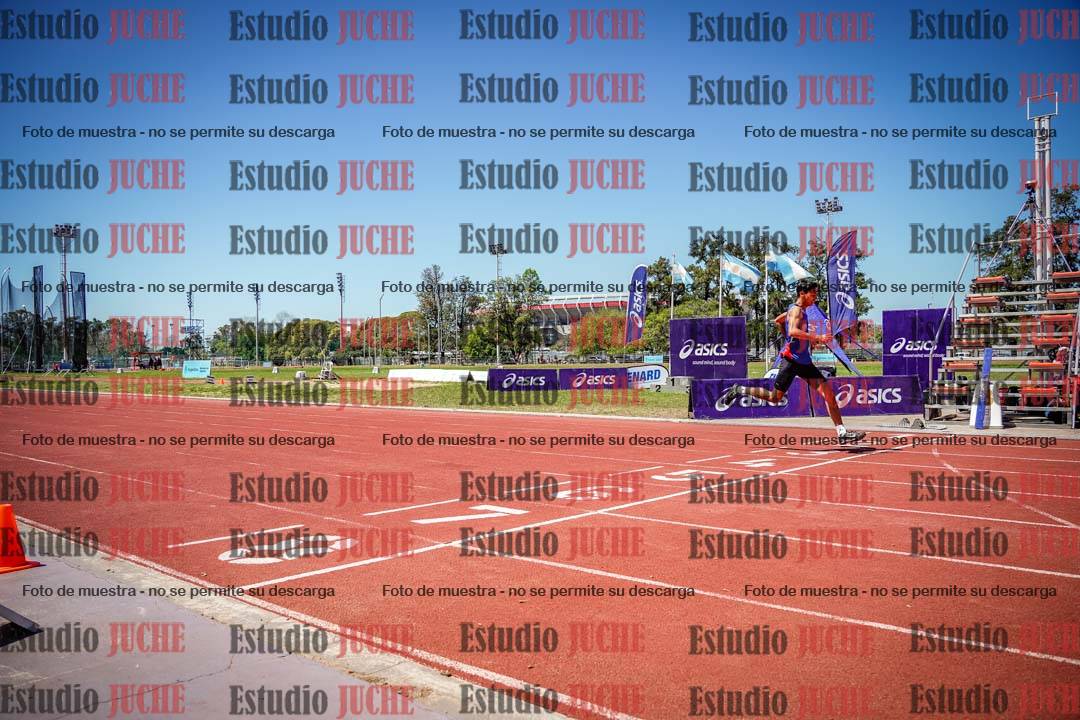 Fotos de los 400 m llanos de varones