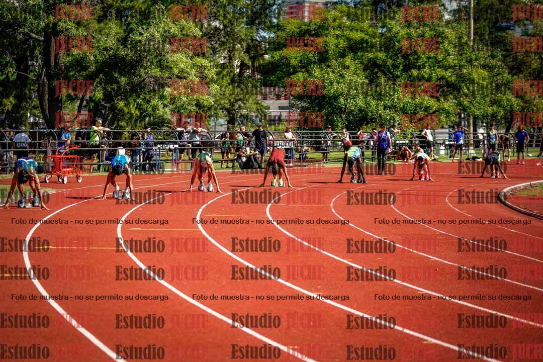 Fotos de los 200 m llanos de varones