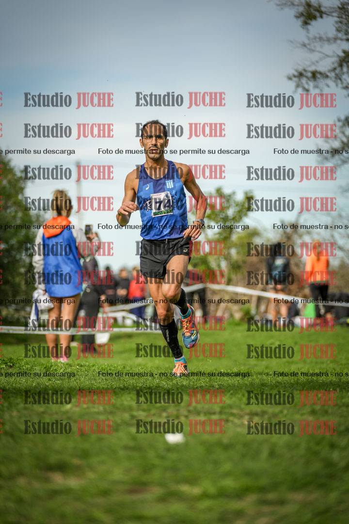 Fotos de la llegada del cross de 8000 m