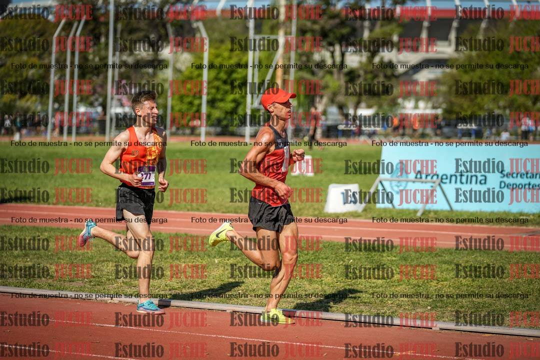 Fotos de los 5000 m llanos de varones