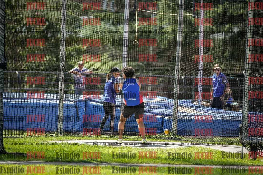 Fotos del lanzamiento de martillo de varones