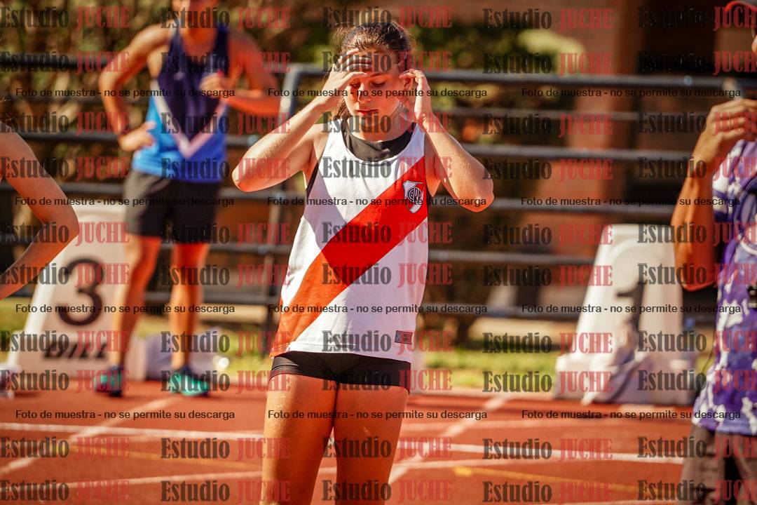 Fotos de los 100 m llanos de mujeres - FINAL U20