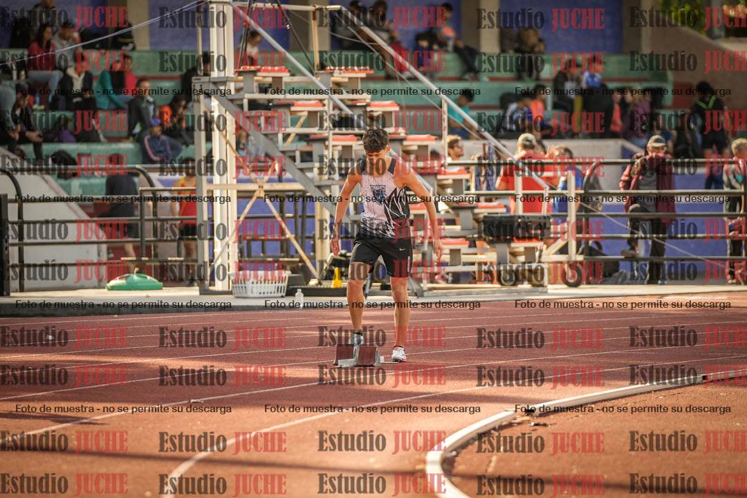 Fotos de los 400 m llanos de varones