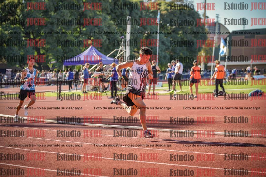 Fotos de los 400 m llanos de varones