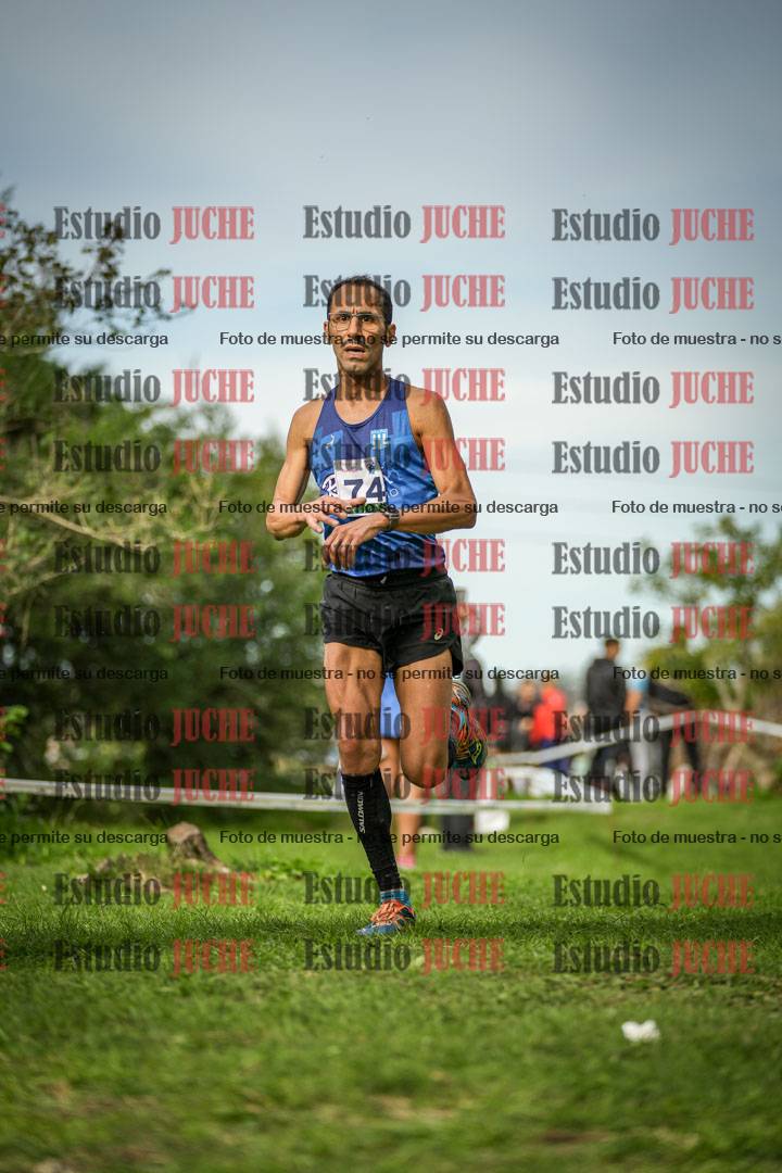 Fotos de la llegada del cross de 8000 m