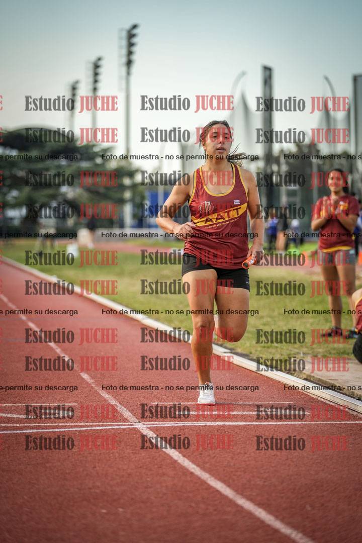 Fotos de las postas 4x400 m llanos de mujeres