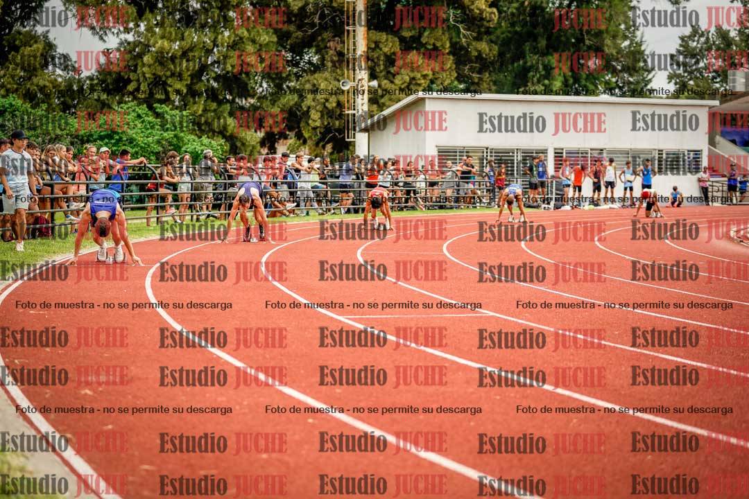 Fotos de los 400 m con vallas de varones