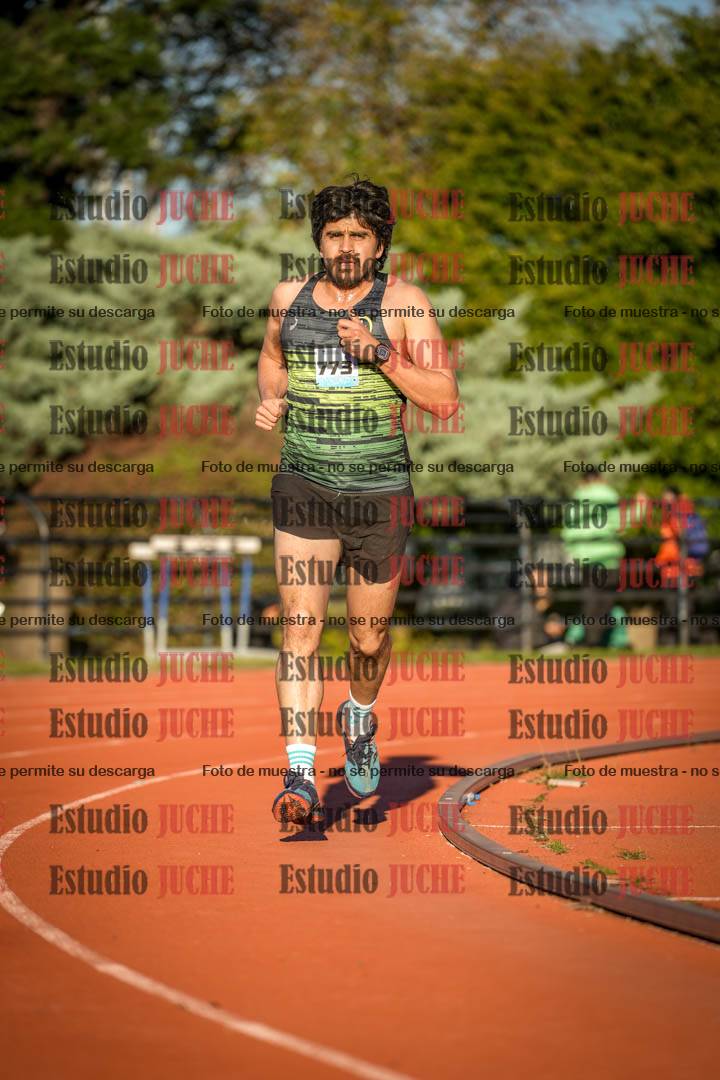 Fotos de los 3000 m llanos de varones