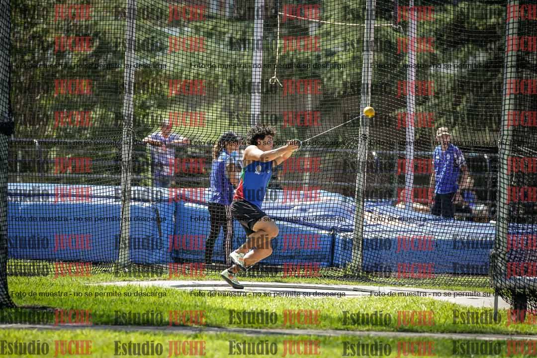 Fotos del lanzamiento de martillo de varones