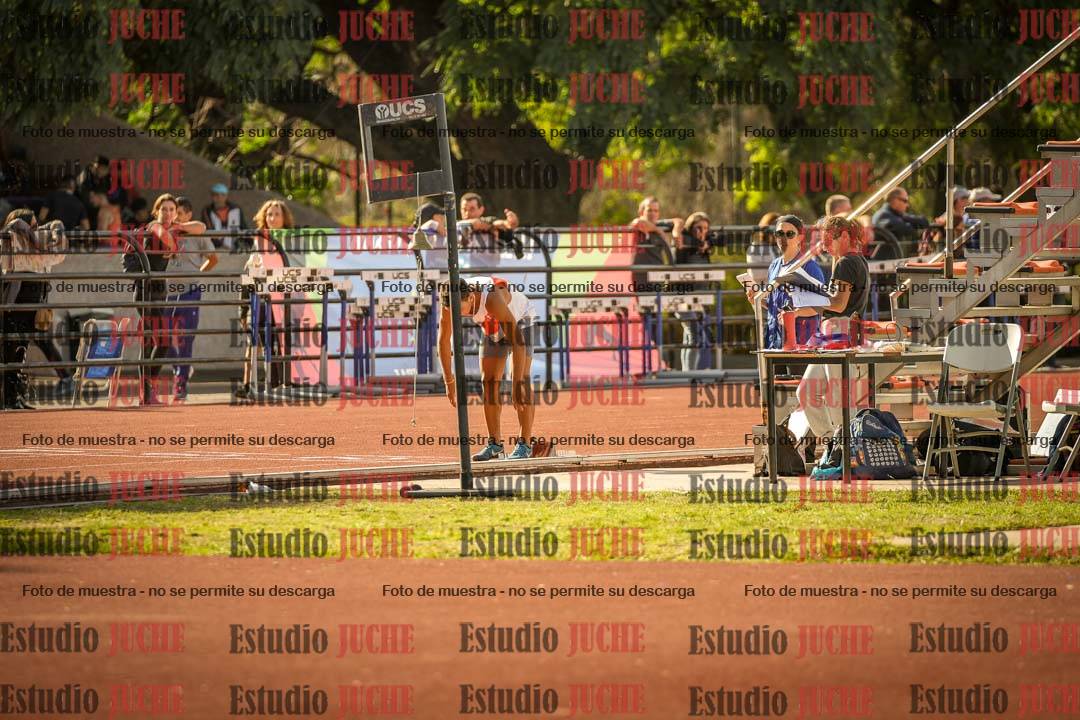 Fotos de los 400 m llanos de varones