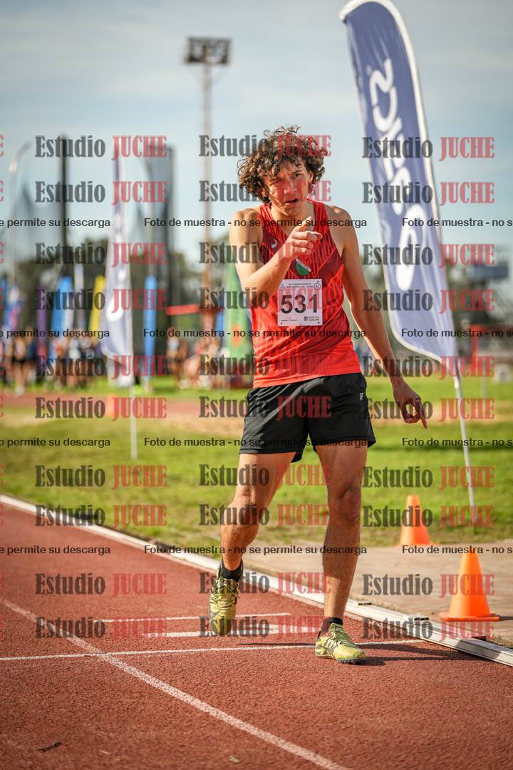 Fotos de los 1500 m de varones - decatlón 10