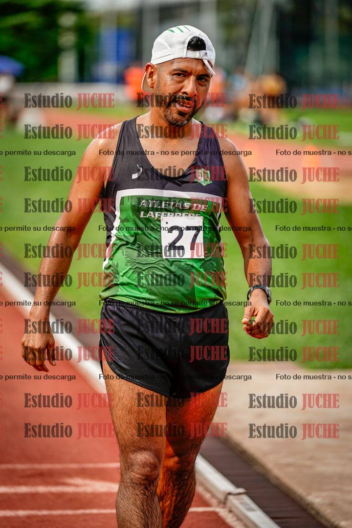 Fotos de los 3000 m con obstáculos de varones