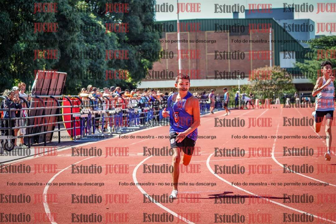 Fotos de los 80 m de varones