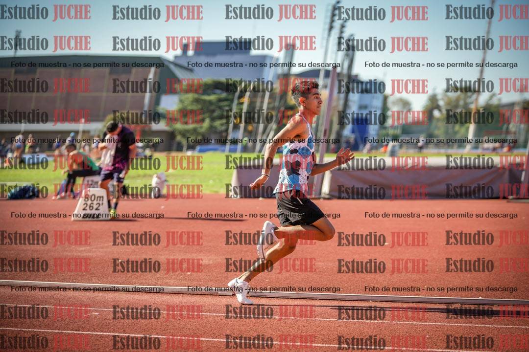 Fotos de los 400 m llanos de varones