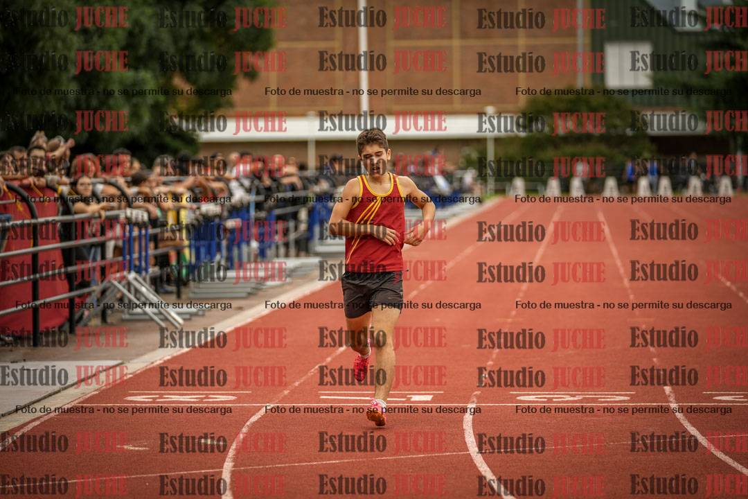 Fotos de los 400 m llanos de varones