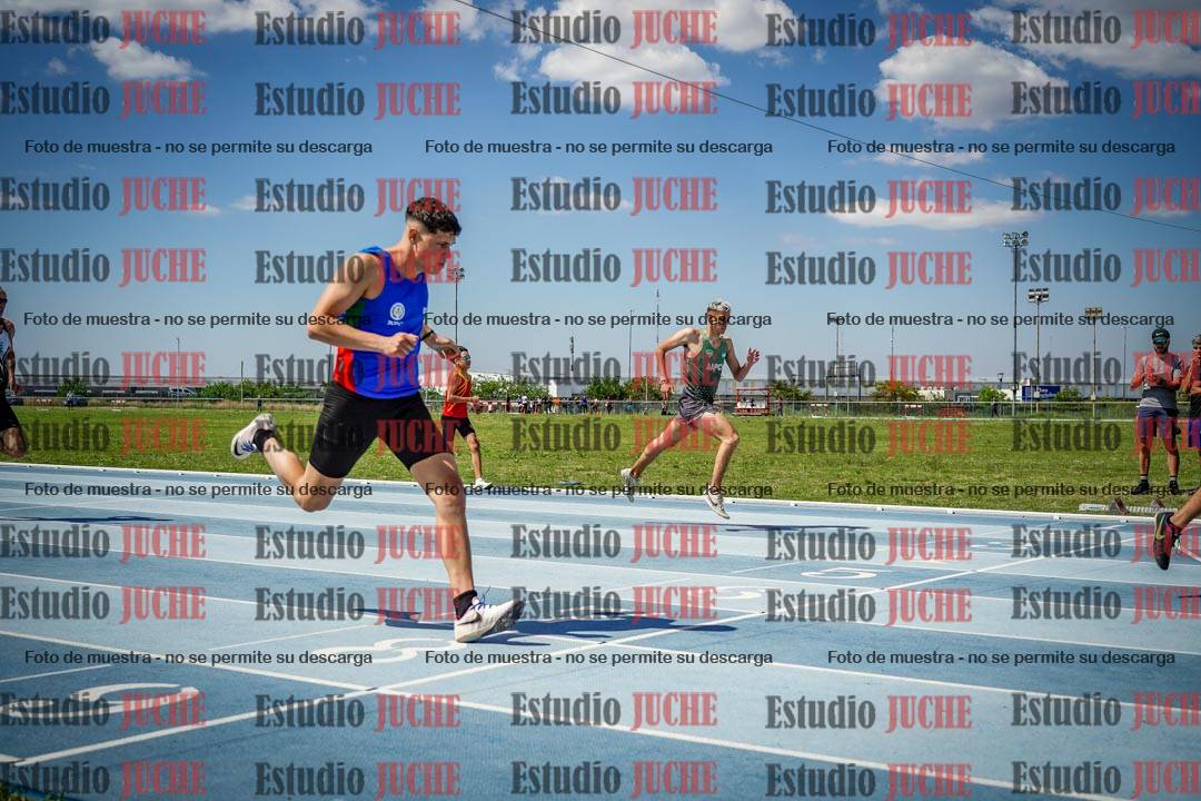 Fotos de los 400 m llanos de varones