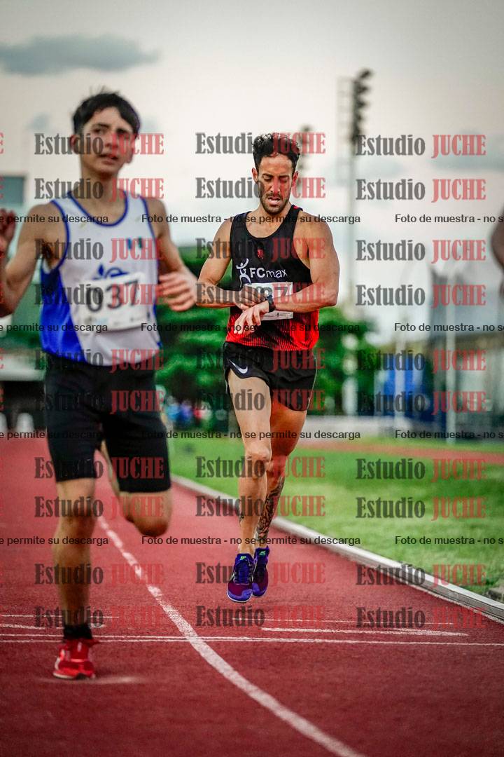 Fotos de los 1500 m llanos de varones