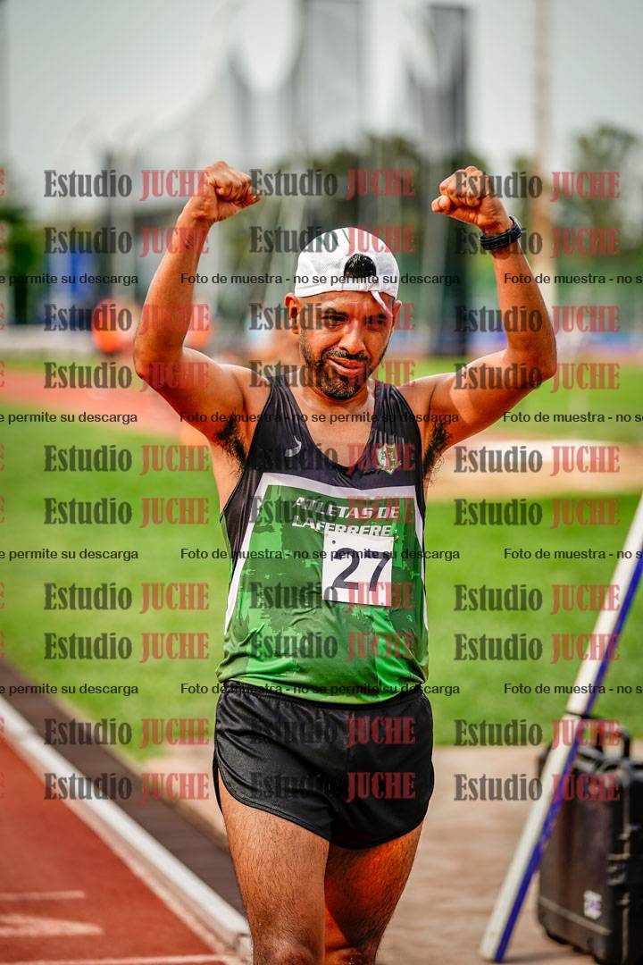 Fotos de los 3000 m con obstáculos de varones