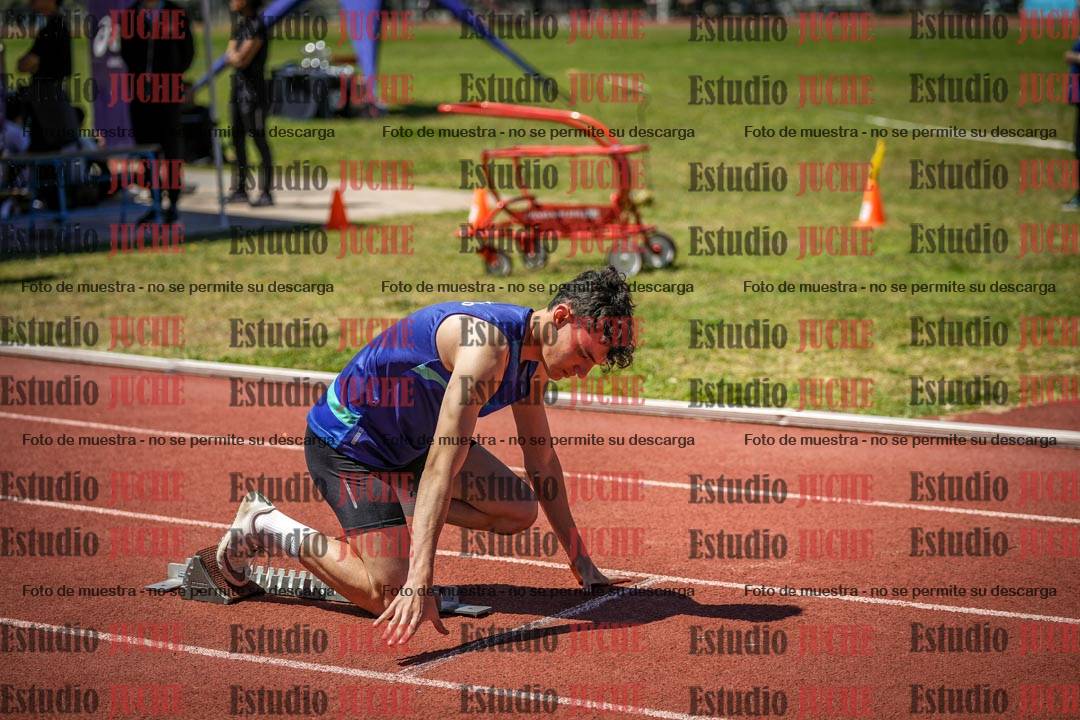Fotos de los 400 m llanos de varones