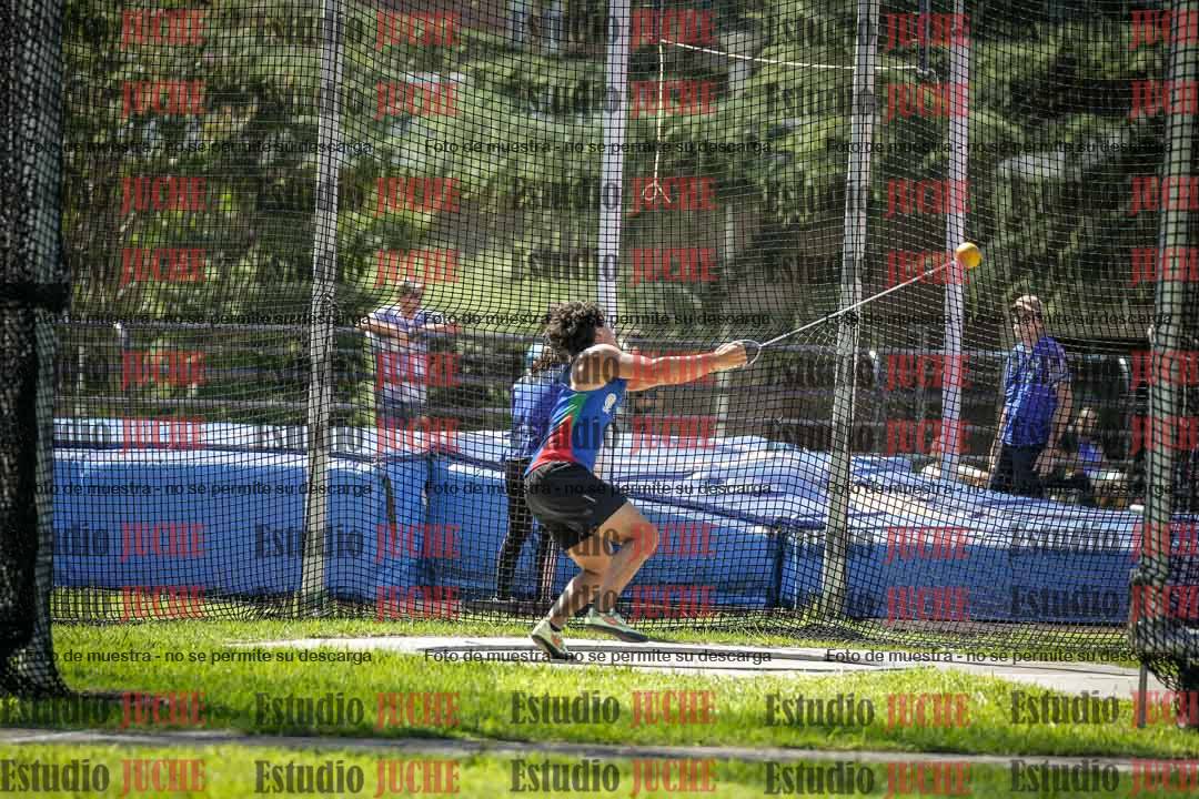 Fotos del lanzamiento de martillo de varones