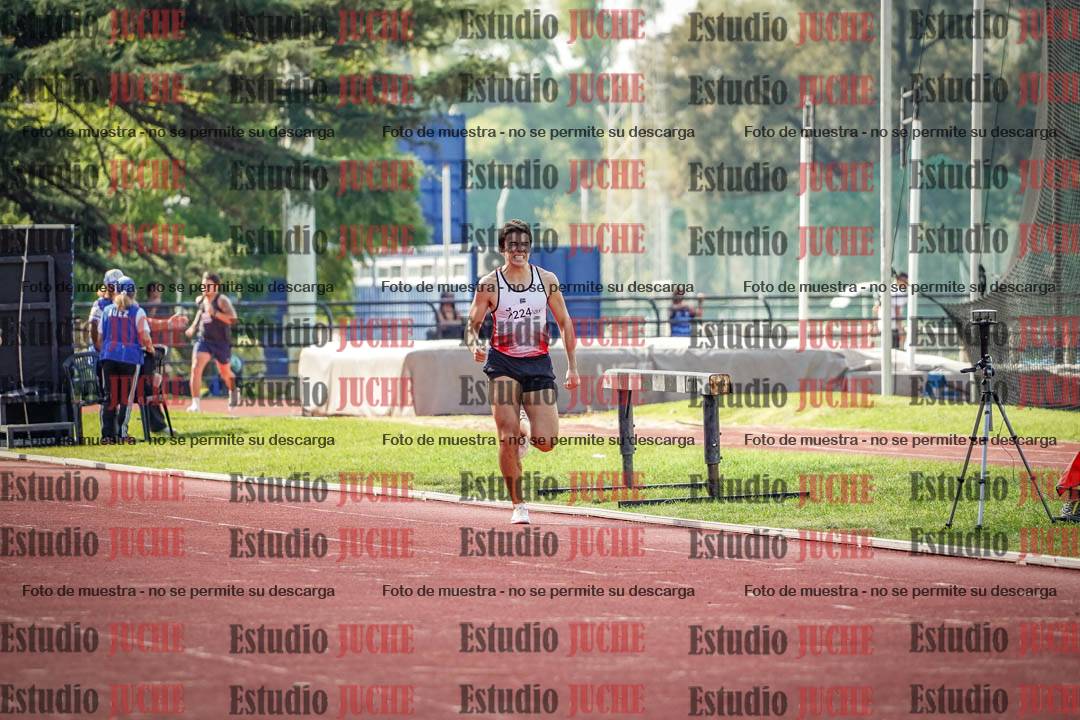 Fotos de los 800 m llanos de varones