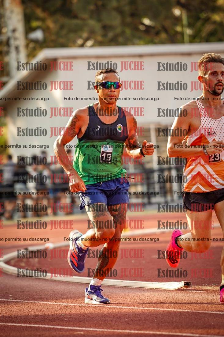 Fotos de los 5000 m llanos de mujeres y varones