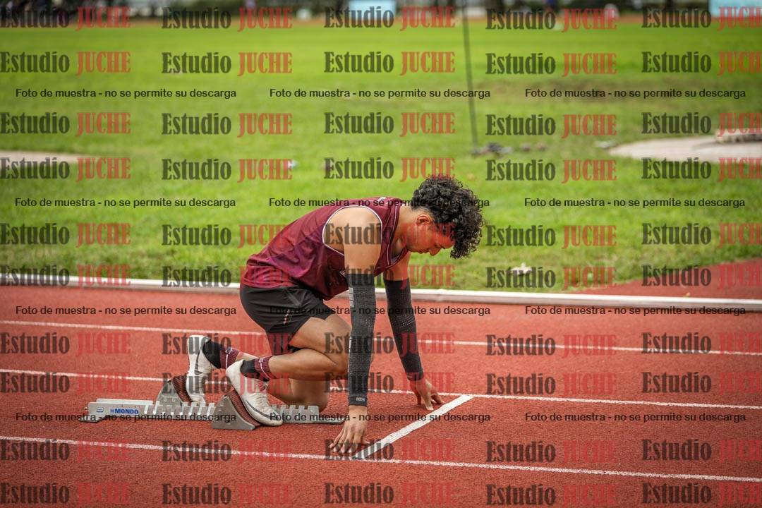 Fotos de los 400 m llanos de varones