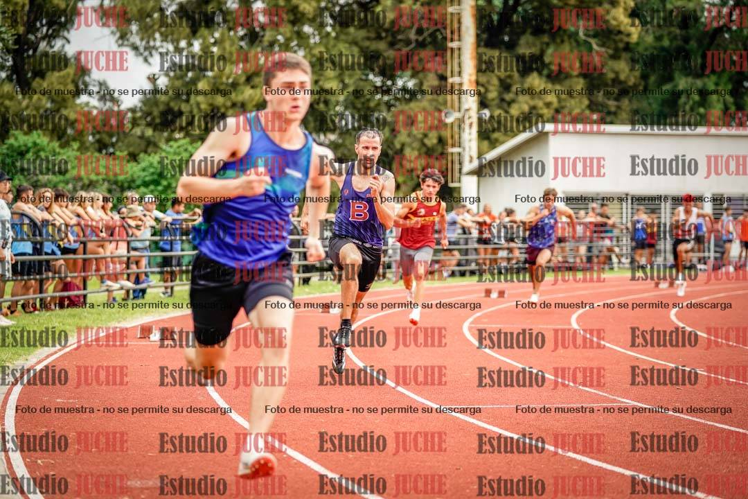 Fotos de los 400 m con vallas de varones