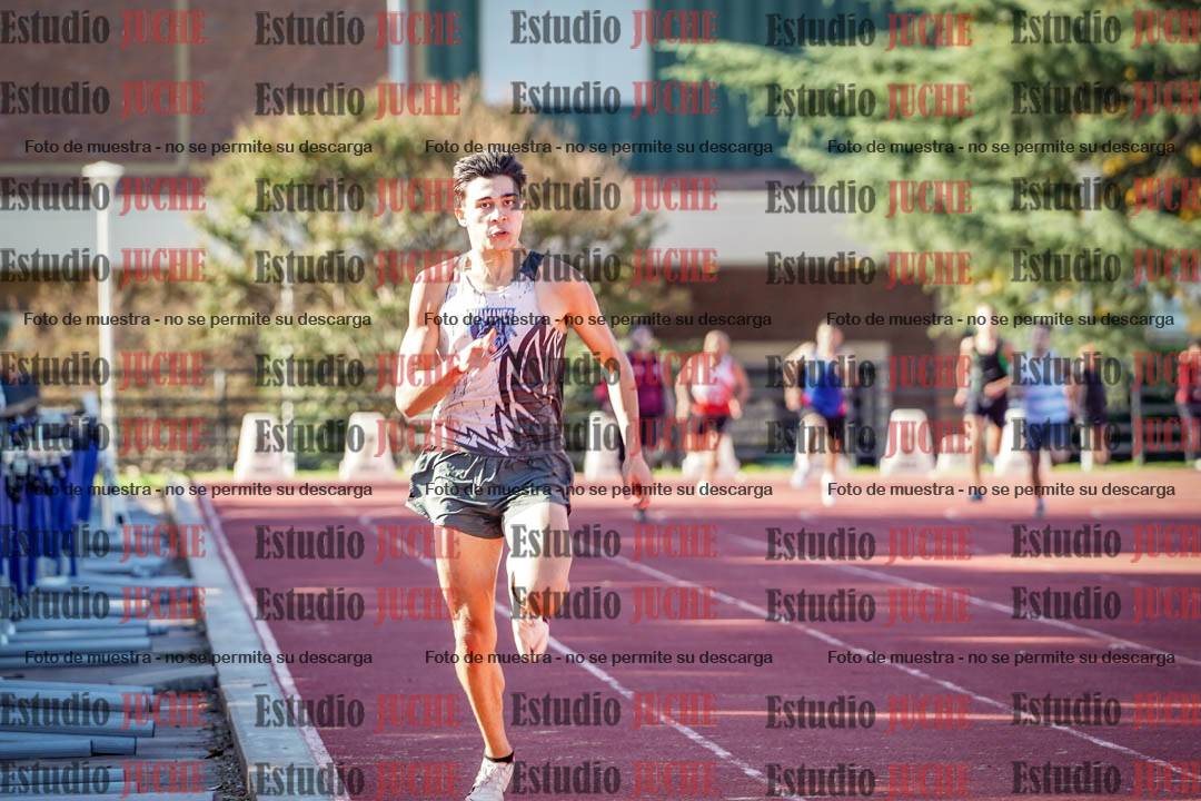 Fotos de los 400 m llanos de varones