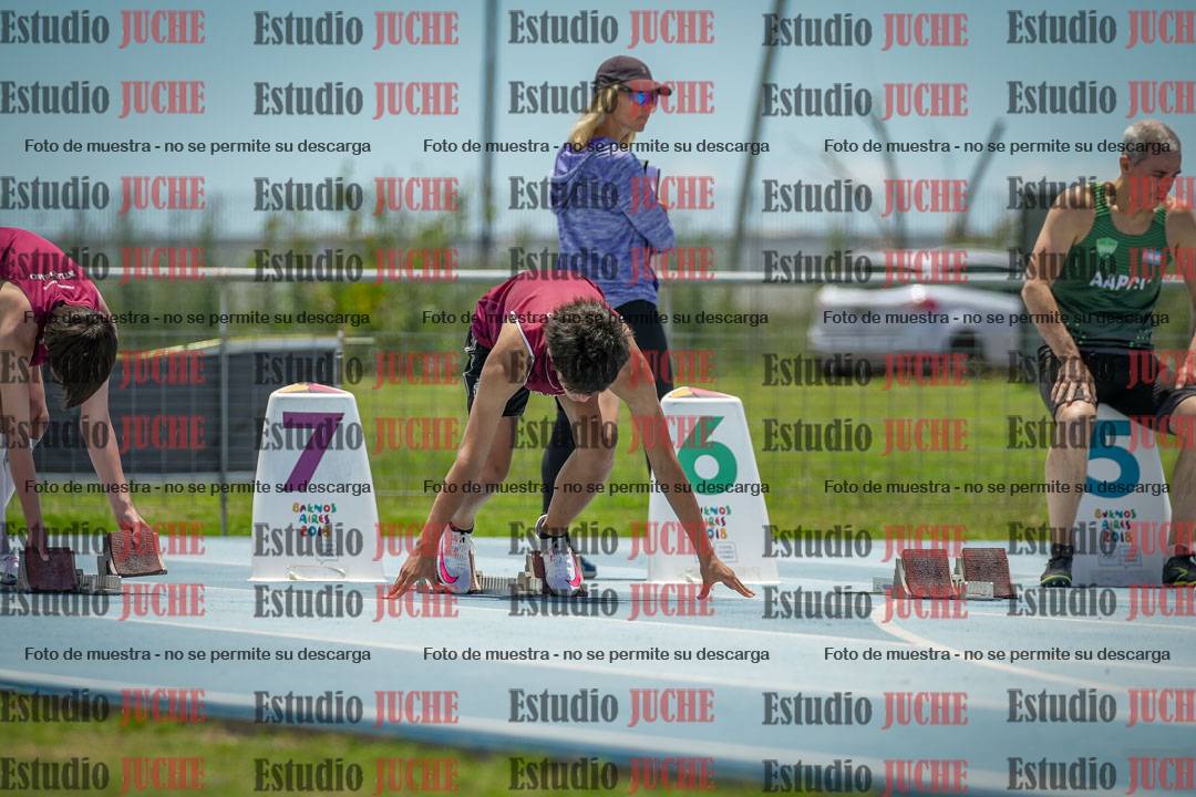 Fotos de los 100 m llanos de varones