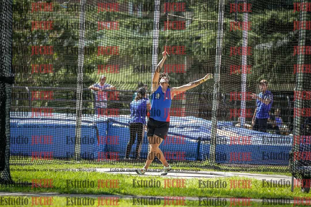 Fotos del lanzamiento de martillo de varones