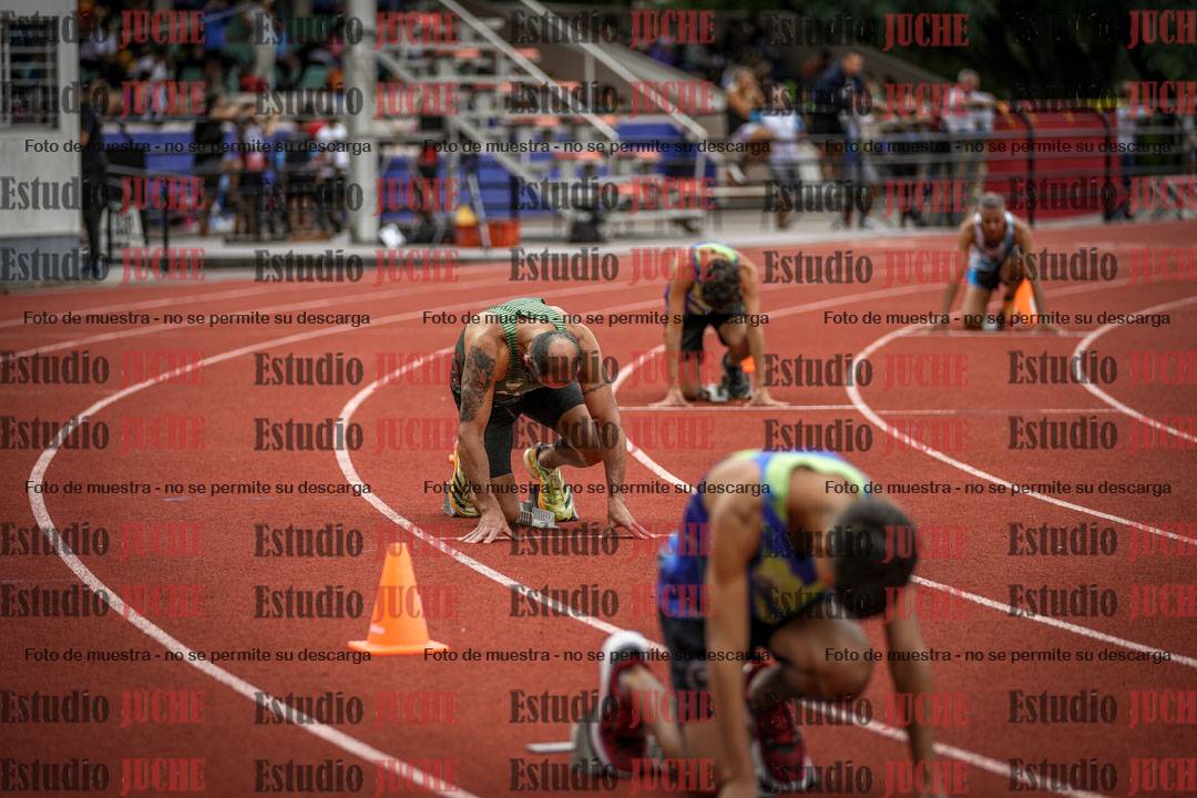 Fotos de los 400 m llanos de varones