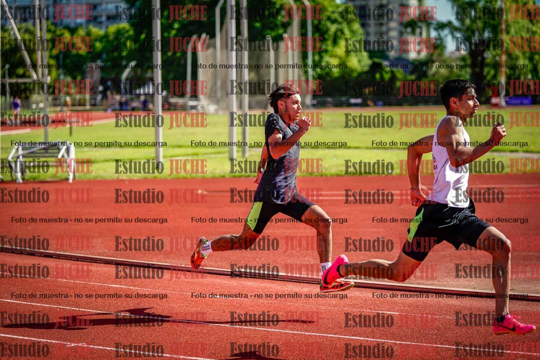 Fotos de los 200 m llanos de varones