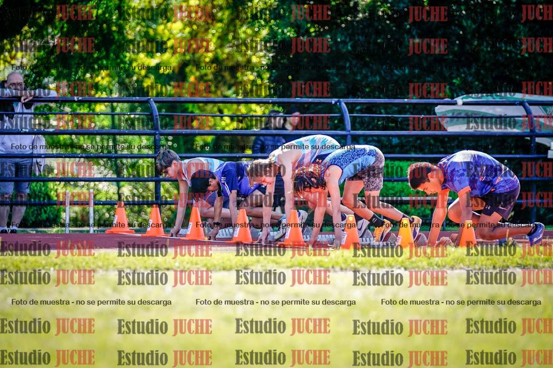 Fotos de los 80 m de varones