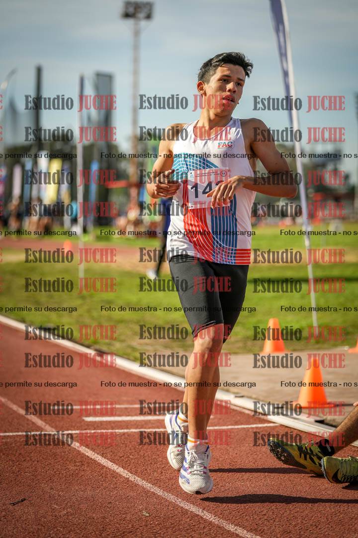 Fotos de los 1500 m de varones - decatlón 10
