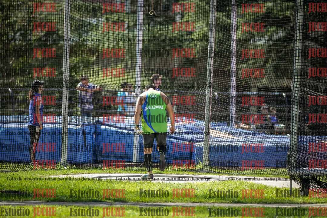 Fotos del lanzamiento de martillo de varones